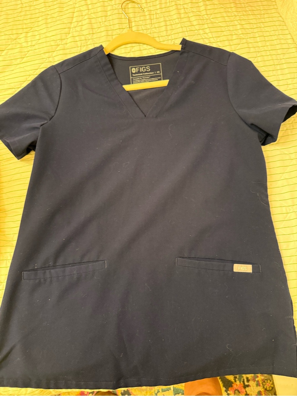 FIGS Navy Set with XS Catarina Top and XSP Zamora Joggers